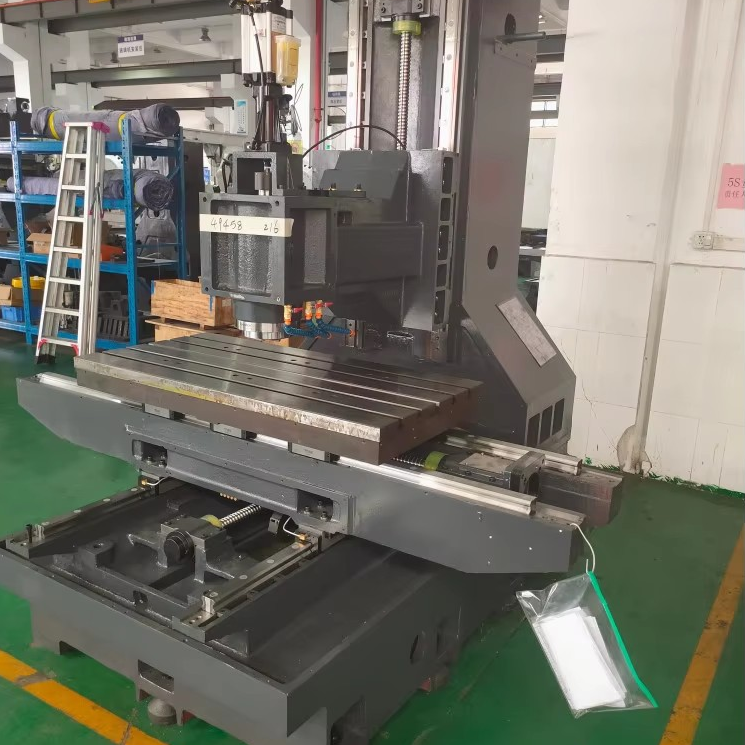CNC Vertical Machining Center  - مراجعة Heavy Equipment Center وسعره