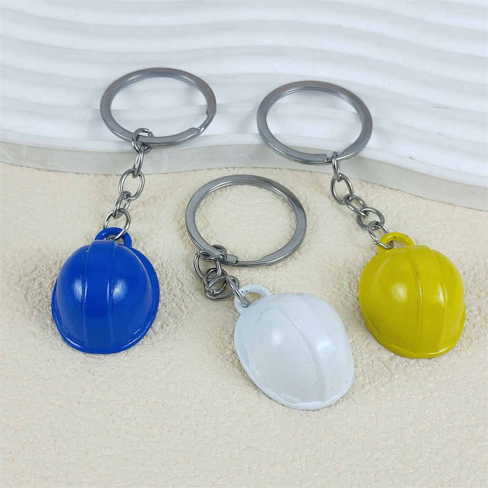 Colorful 3D Safety Hat Keychai - مراجعة Heavy Equipment Key Ring وسعره